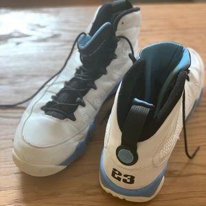 Air Jordan 9 Retro Sneaker - Used